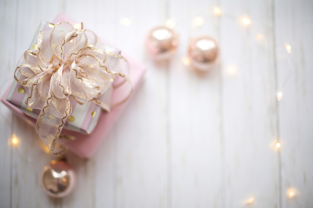 entdecken sie personalisierte geschenke, die einzigartig und unvergesslich sind. ob für besondere anlässe oder als liebevolle überraschung – finden sie das perfekte geschenk, das ihre persönliche note trägt.