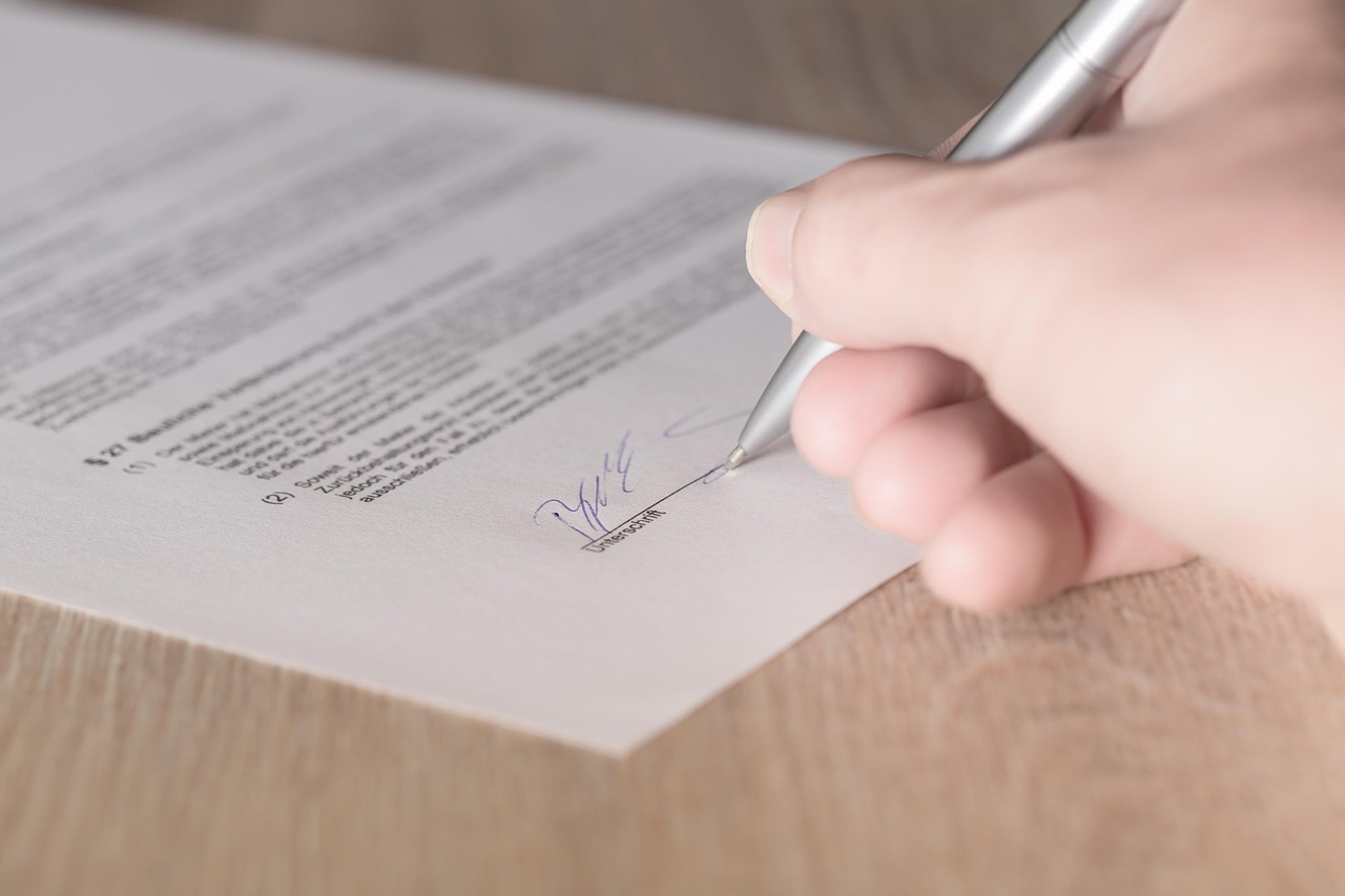 nachhaltige entsorgung von kleidung: tipps und methoden zur umweltfreundlichen wiederverwendung, zum recycling und zur reduzierung von textilabfällen.