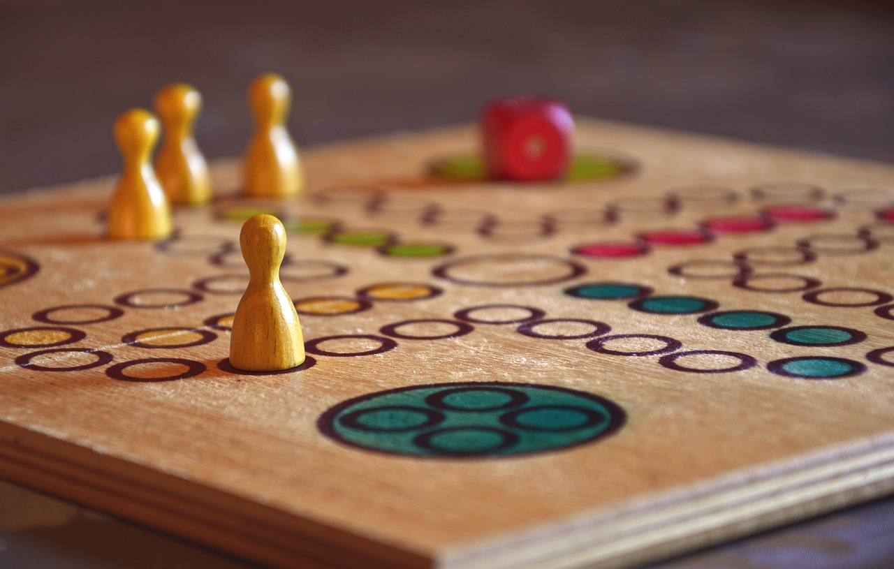 entdecken sie die spannende welt der brettspiele! von strategischen herausforderungen bis zu familienfreundlichem spaß - finden sie das perfekte spiel für jeden anlass.