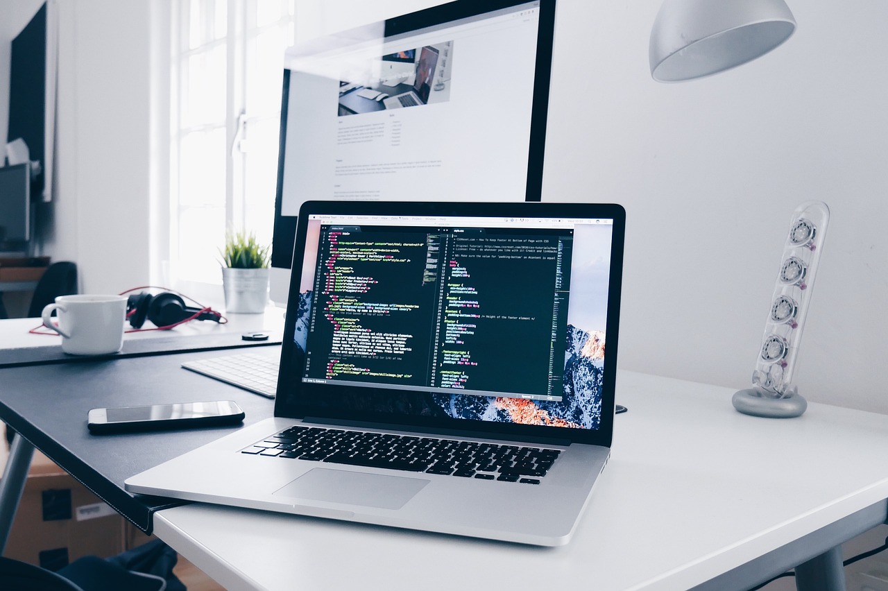 ethical ai programming: entwicklung von künstlicher intelligenz unter einhaltung ethischer grundsätze, um faire, transparente und verantwortungsbewusste technologien zu gewährleisten.